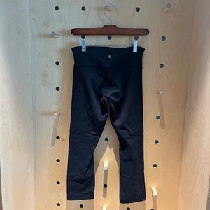 Lululemon yoga pants